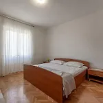 Vinka * Supetar