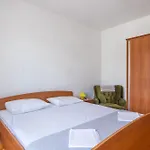 Apartment Vinka Supetar