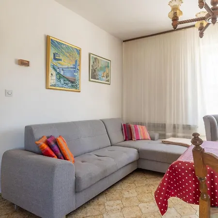 Vinka Apartment *